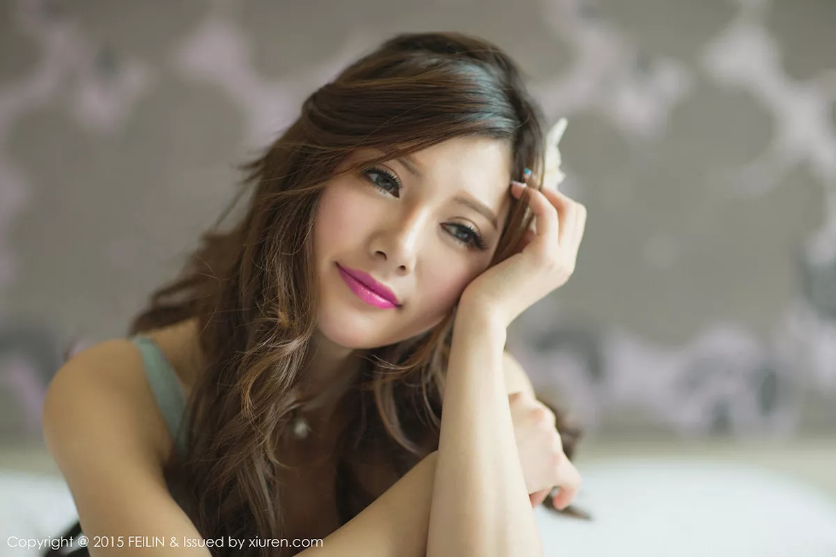 [FeiLin嗲囡囡]第001期奶茶-Emily写真 [50P]-042