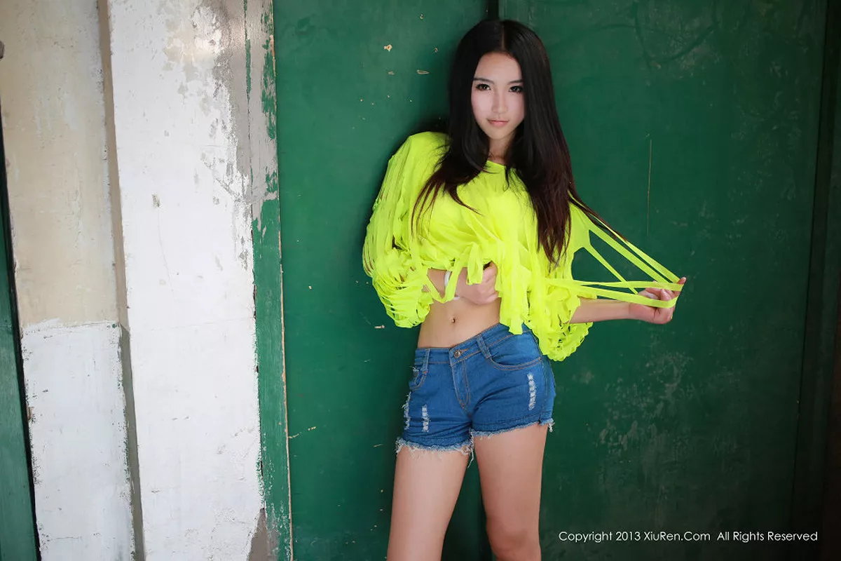 [XiuRen秀人网]第017期MOON嘉依写真 [80P]-025