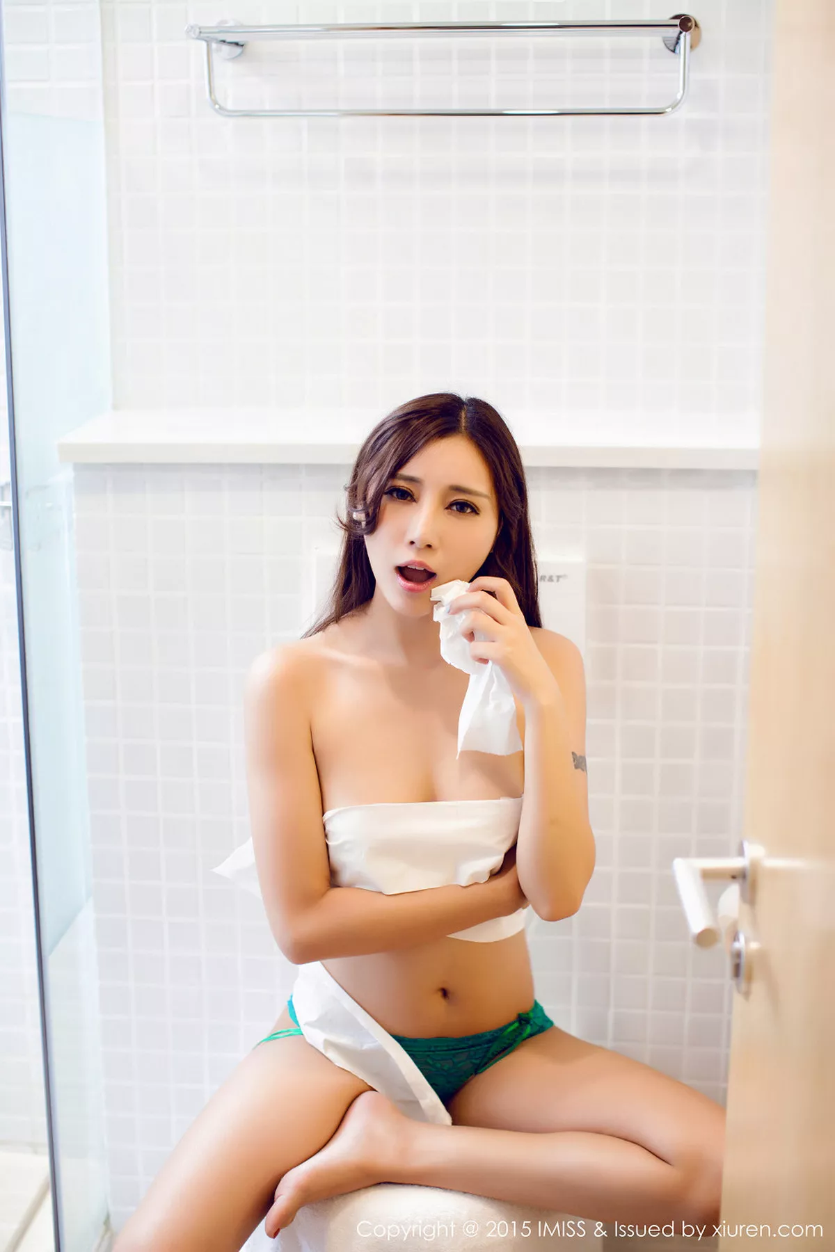 [Imiss爱蜜社]第009期乐乐写真 [55P]-021