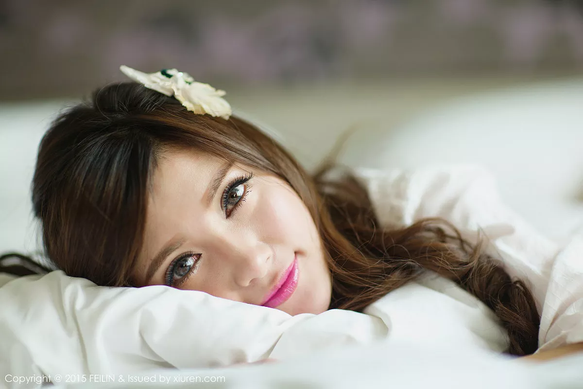 [FeiLin嗲囡囡]第001期奶茶-Emily写真 [50P]-045