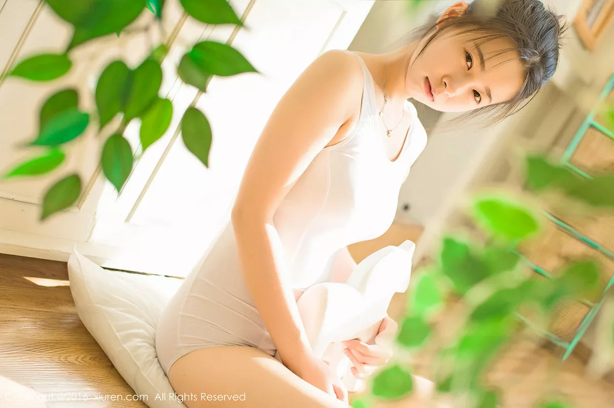 [XiuRen秀人网]第641期草莓zz写真 [64P]-031