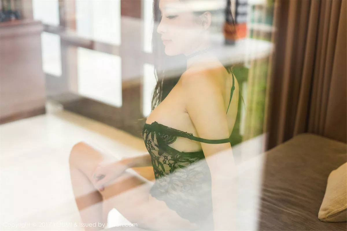 [YouMi尤蜜荟]第043期土肥圆矮挫穷写真 [54P]-011