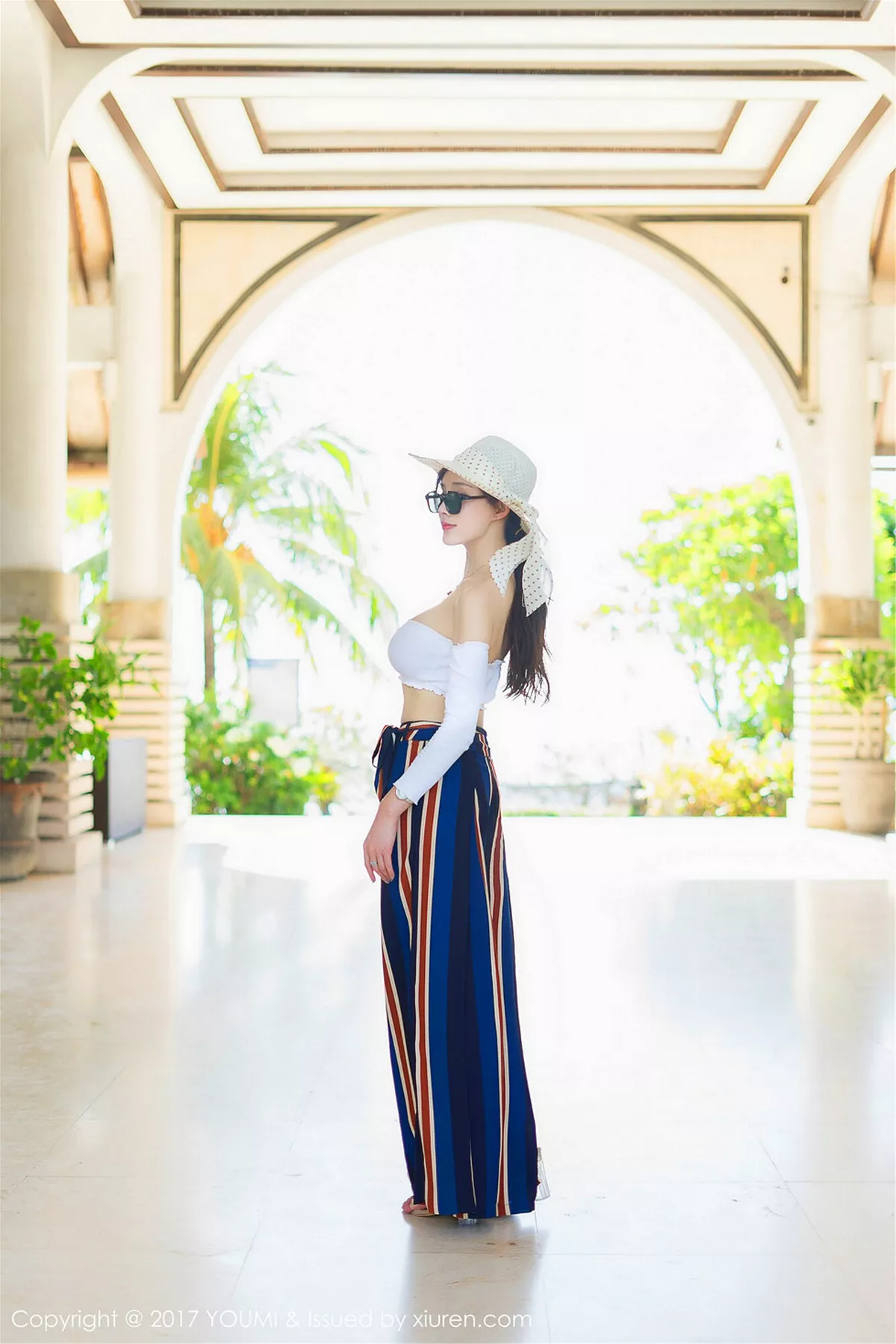 [YouMi尤蜜荟]第043期土肥圆矮挫穷写真 [54P]-035