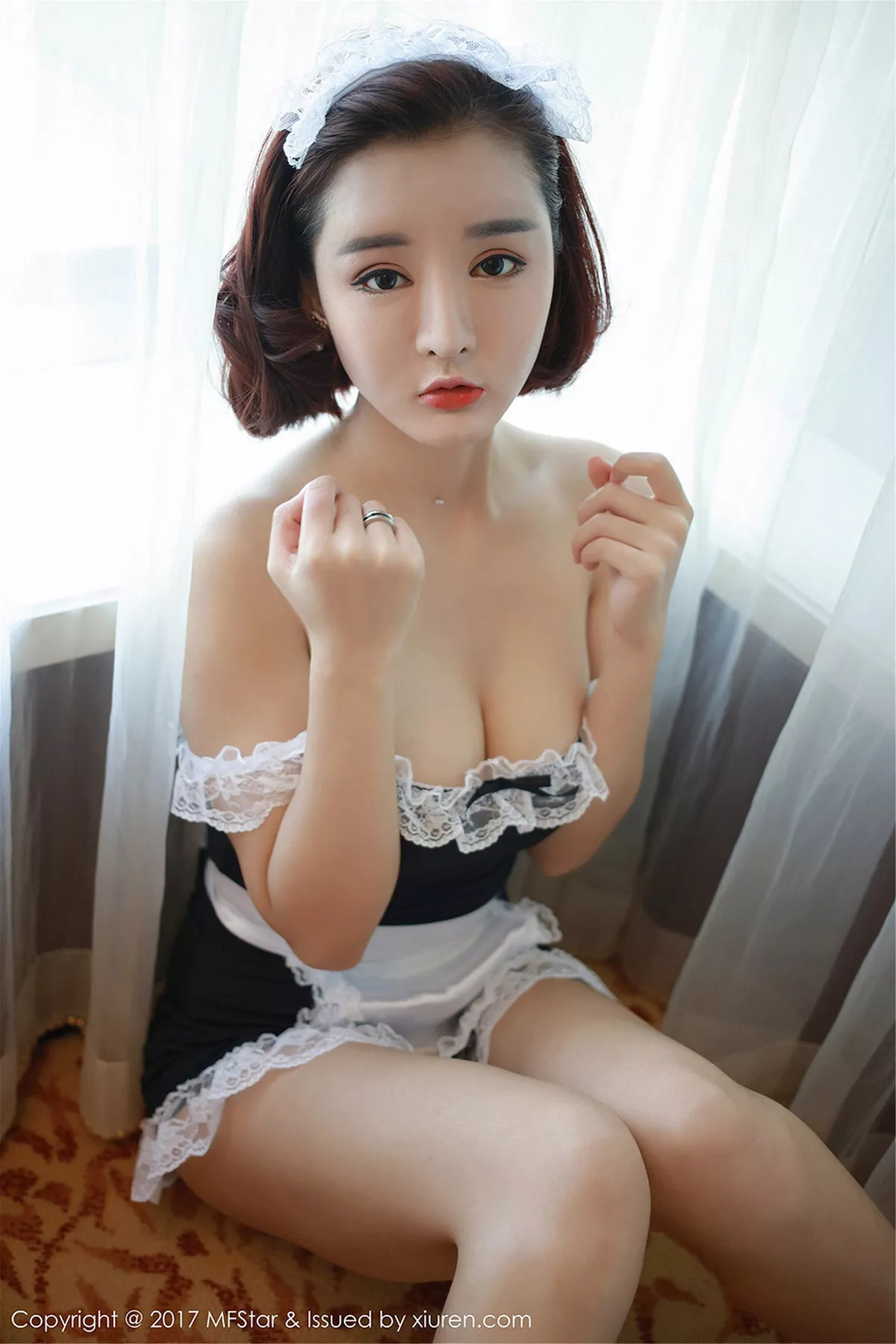 [MFStar模范学院]第100期佳佳JiaJia写真 [50P]-019