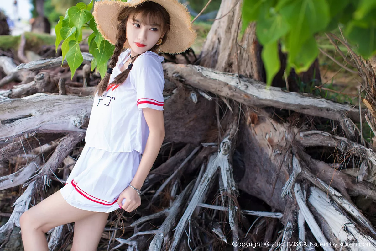 [Imiss爱蜜社]第185期杨晨晨写真 [42P]-009