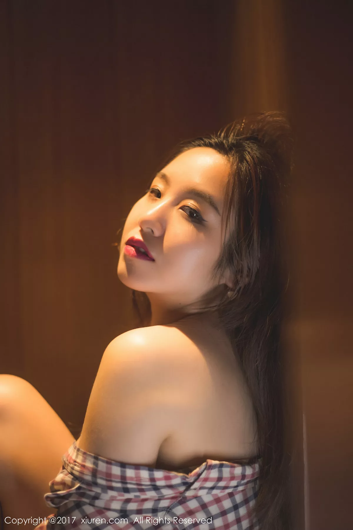[XiuRen秀人网]第823期吃白菜的vi菜菜写真 [48P]-007