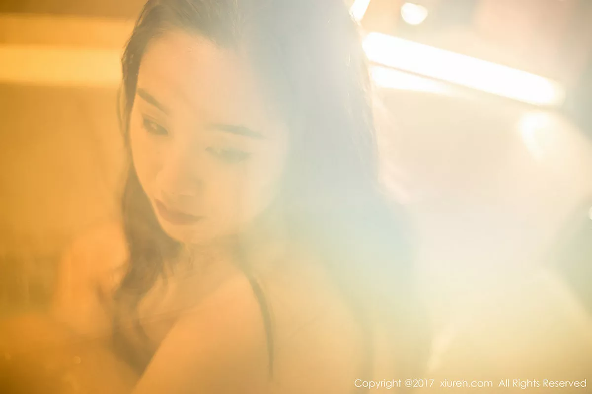 [XiuRen秀人网]第823期吃白菜的vi菜菜写真 [48P]-036