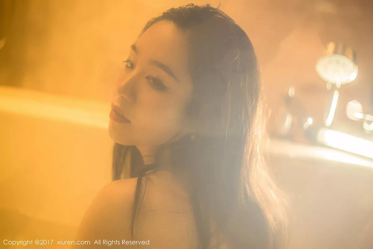 [XiuRen秀人网]第823期吃白菜的vi菜菜写真 [48P]-034