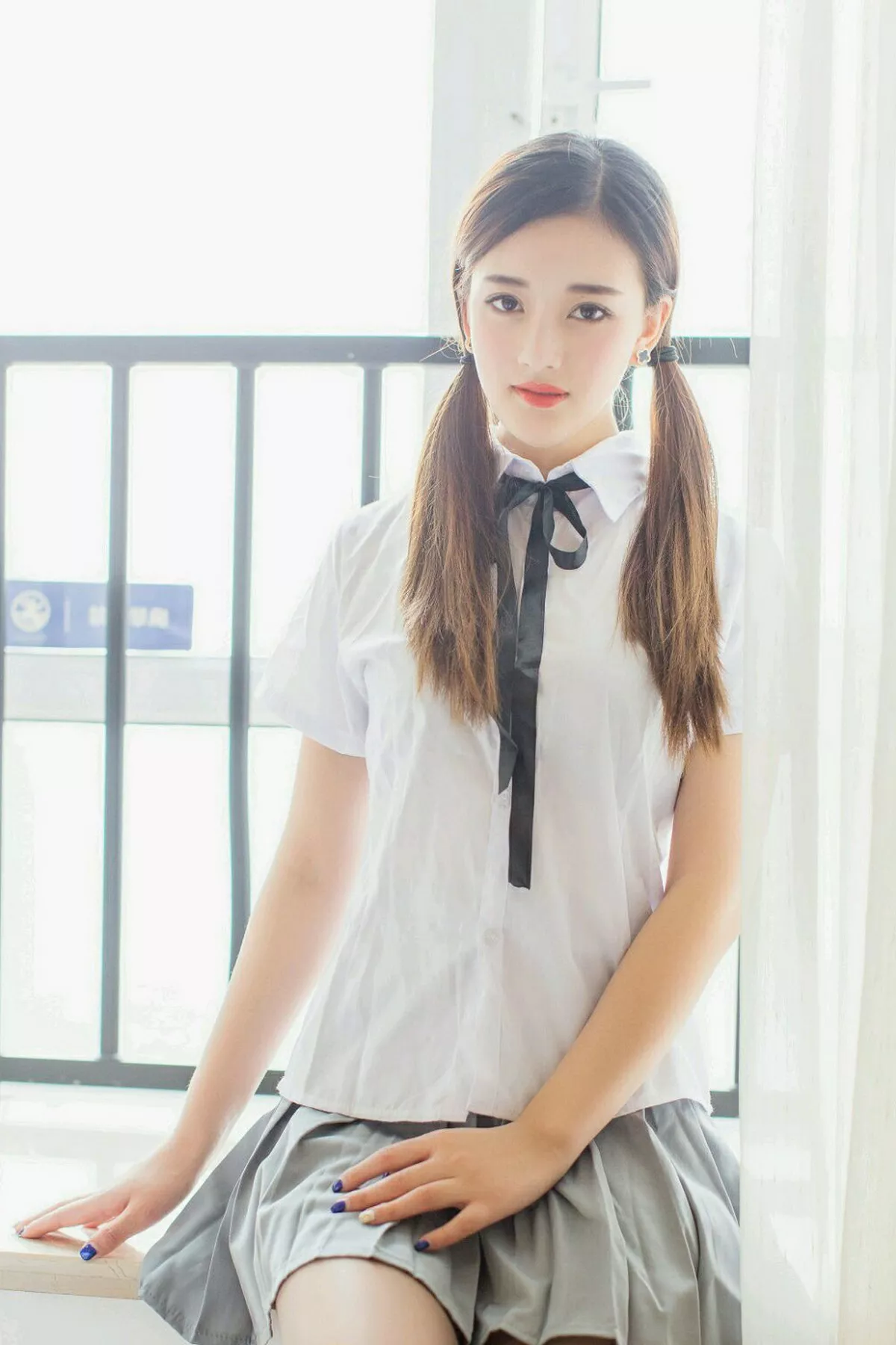 [YouMi尤蜜荟]第087期娜娜TINA写真 [40P]-021