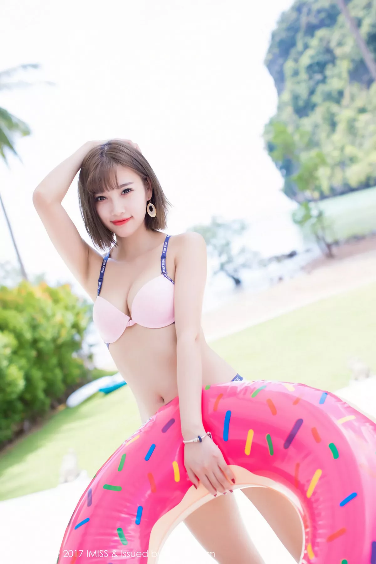 [Imiss爱蜜社]第201期杨晨晨写真 [38P]-002