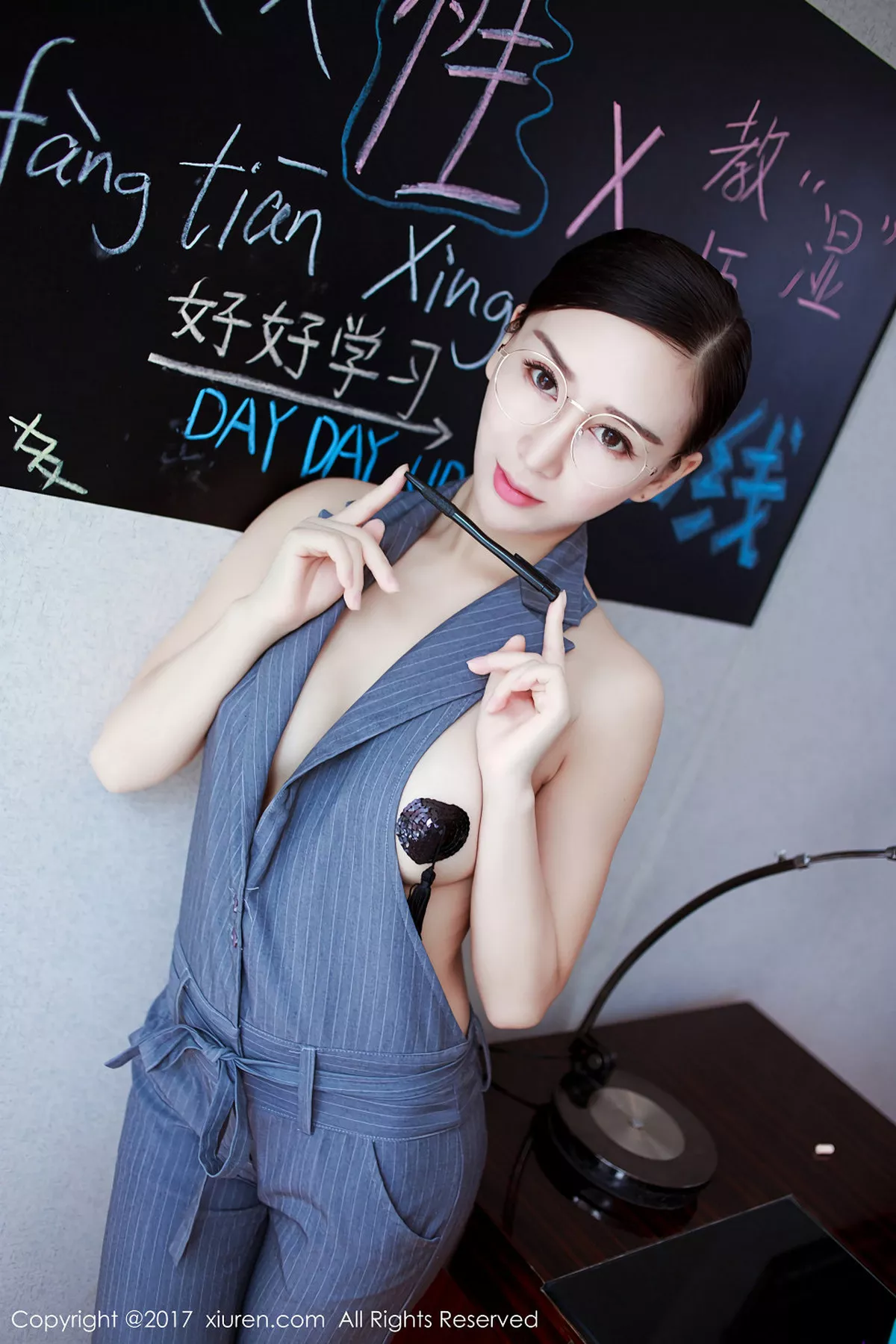 [XiuRen秀人网]第852期邹晶晶写真 [50P]-032