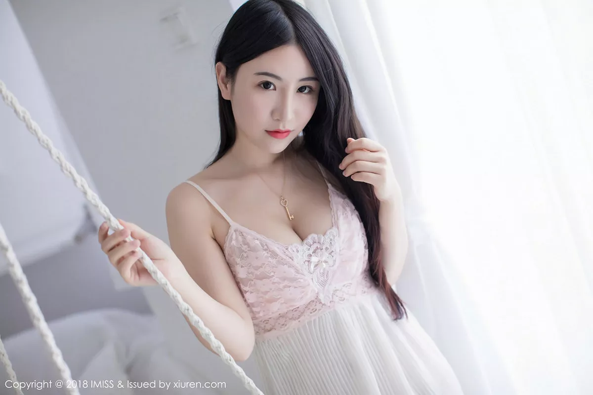 [Imiss爱蜜社]第214期谢芷馨写真 [38P]-009