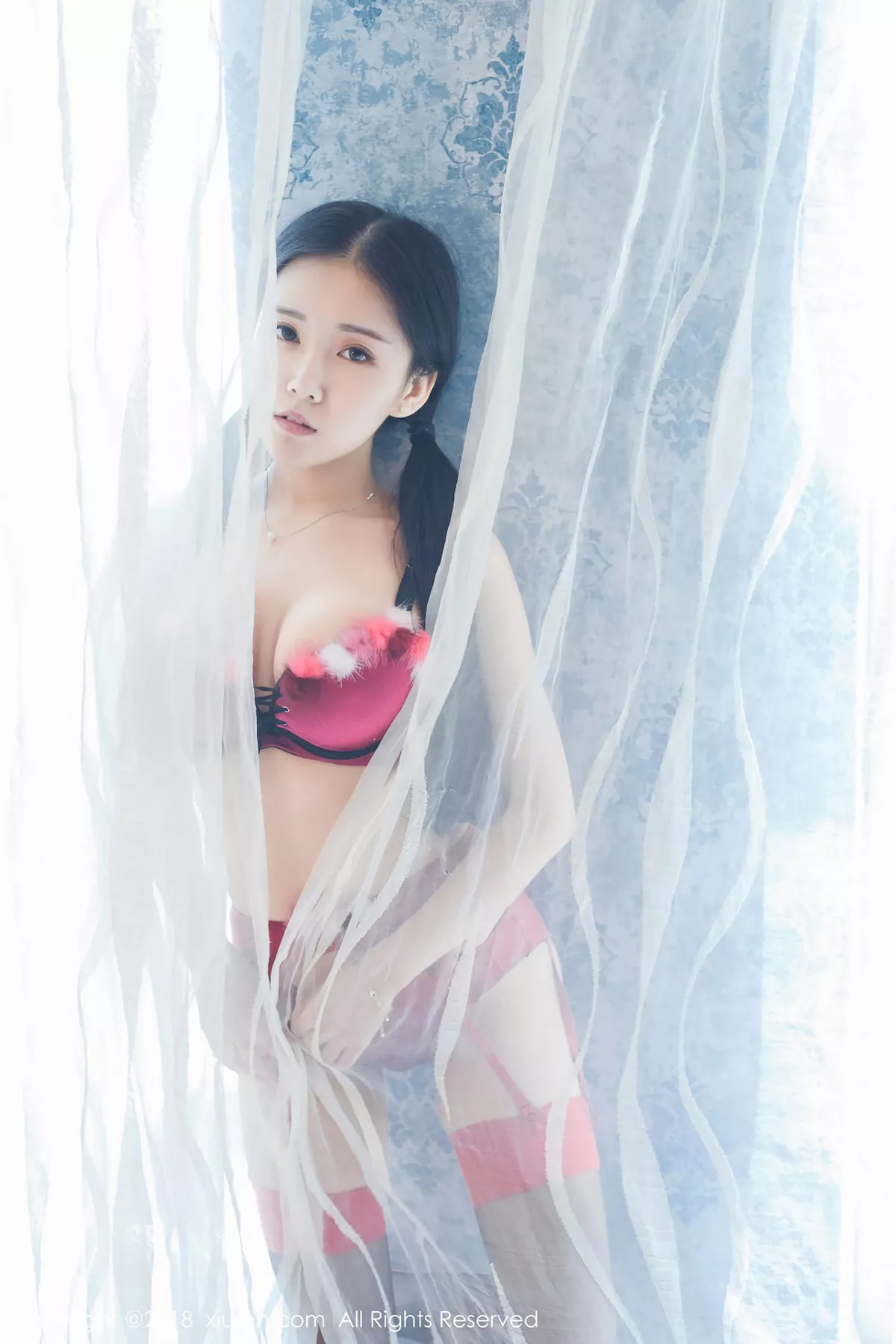 [XiuRen秀人网]第932期红气球写真 [49P]-048
