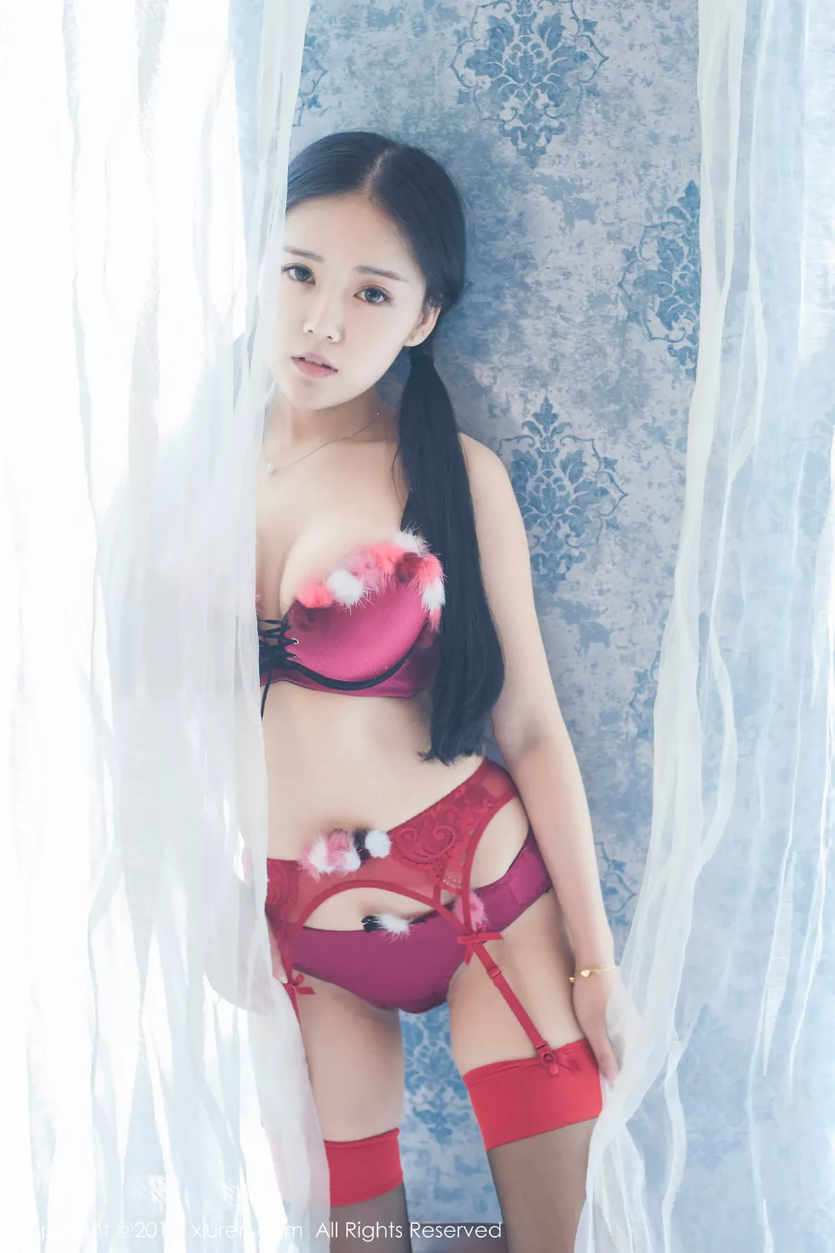 [XiuRen秀人网]第932期红气球写真 [49P]-047
