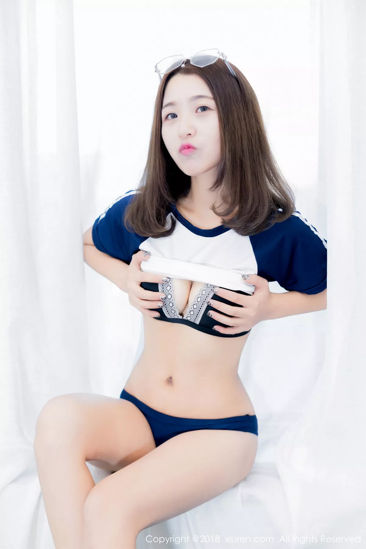 [XiuRen秀人网]第969期七月写真 [69P]-044