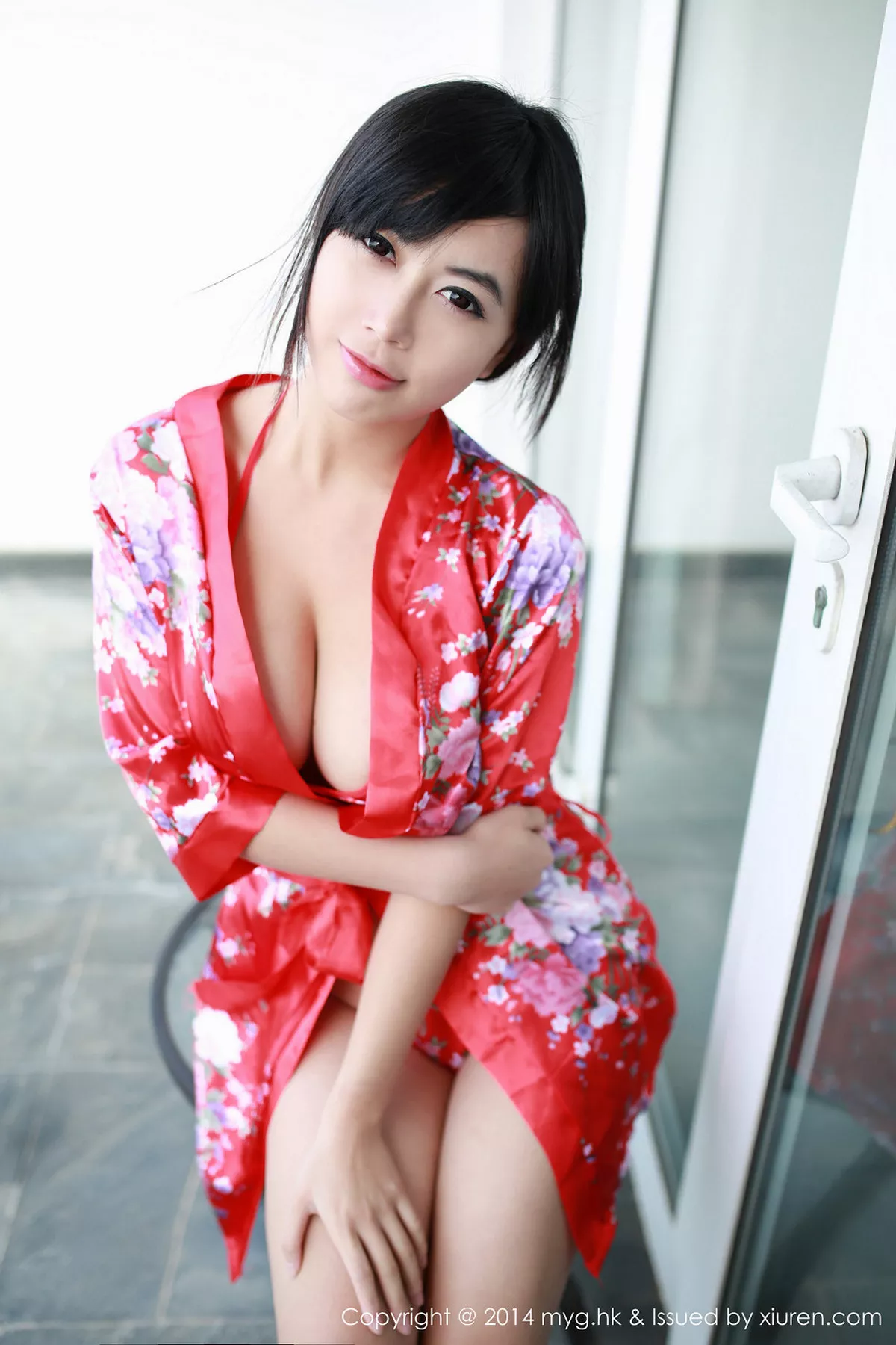 [MyGirl美媛馆]第033期黄可写真 [69P]-005
