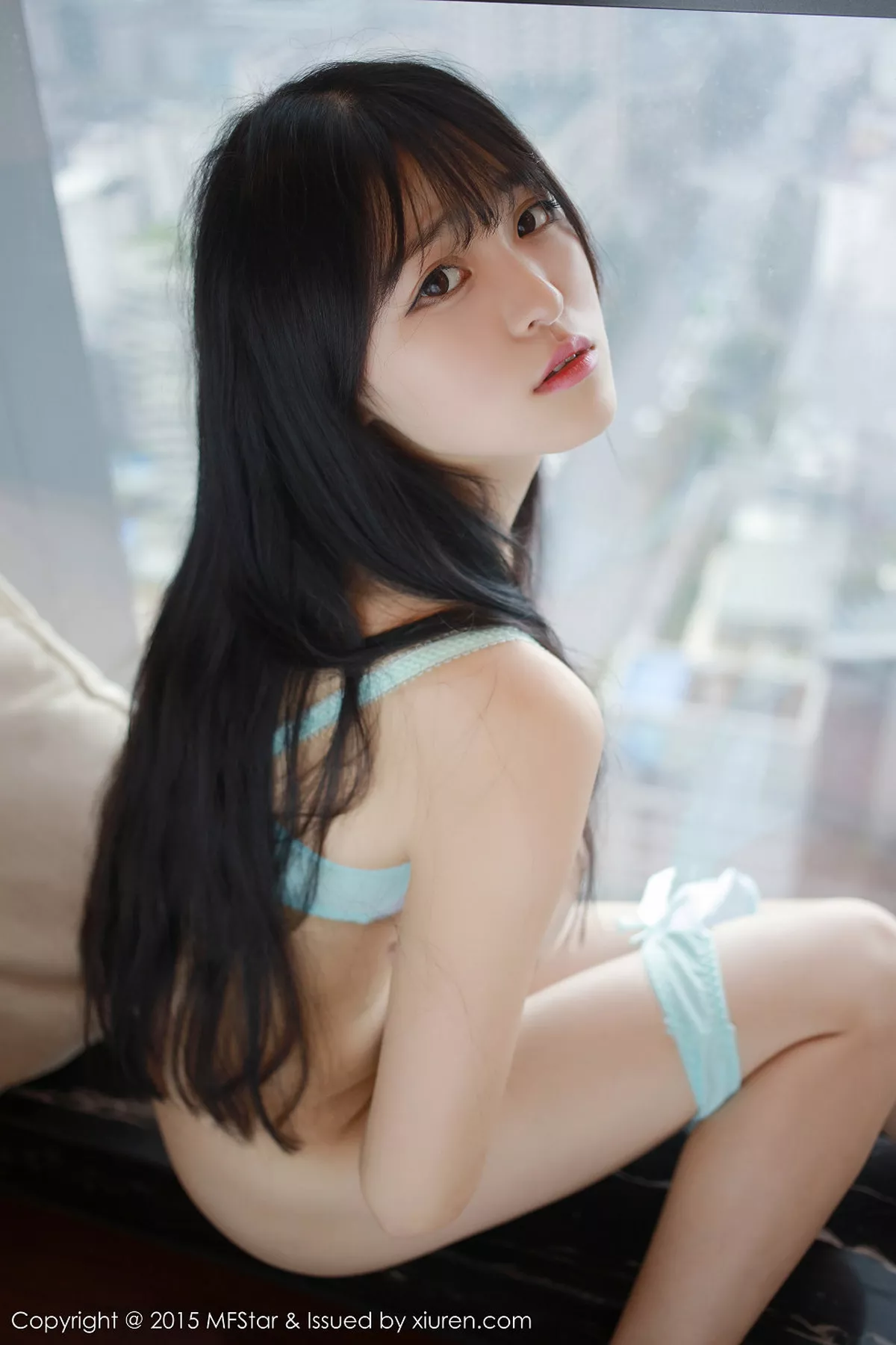 [MFStar模范学院]第025期伊小七写真 [52P]-027
