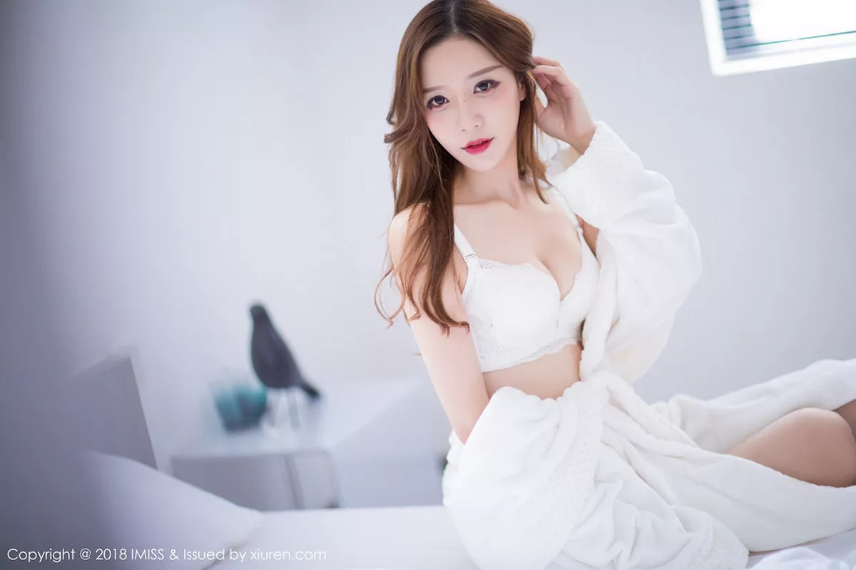 [Imiss爱蜜社]第233期小琳写真 [44P]-032