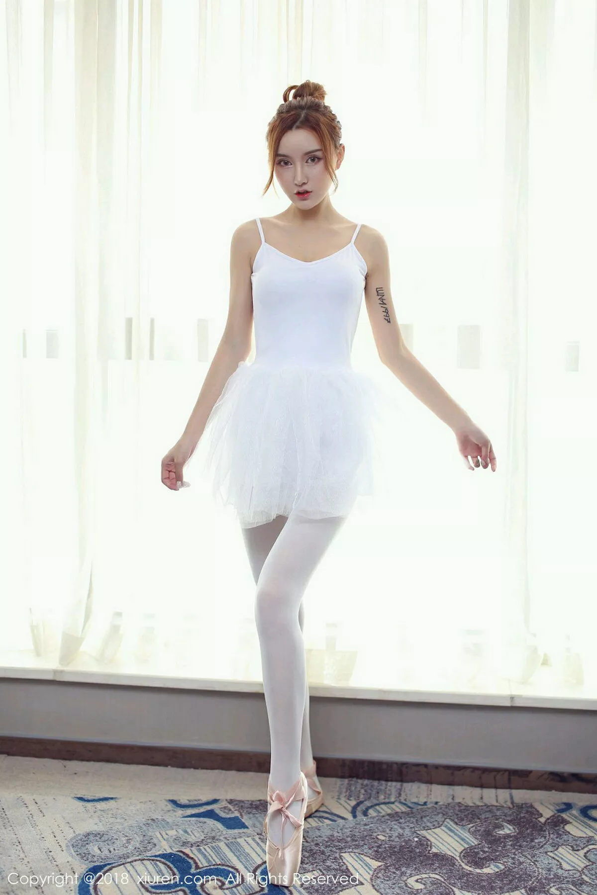 [XiuRen秀人网]第1031期M梦baby写真 [55P]-002