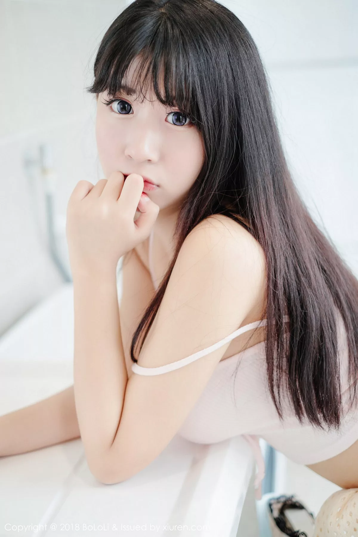 [BoLoli兔几盟]第119期猫九酱写真 [42P]-025