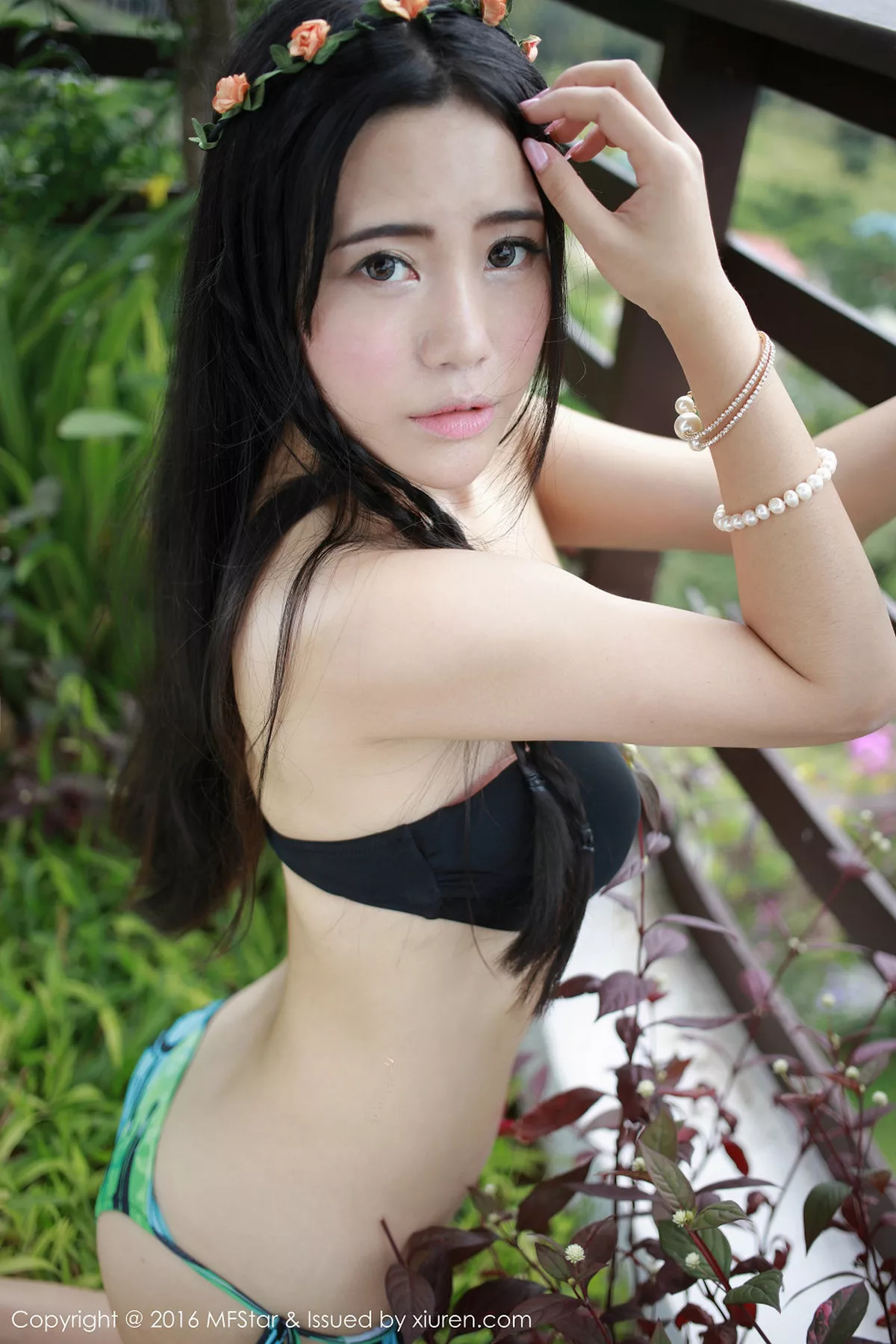 [MFStar模范学院]第042期兜豆靓写真 [50P]-023