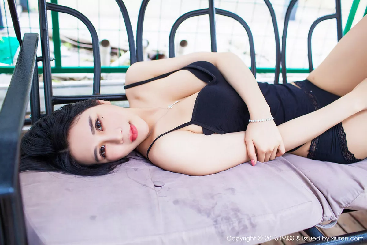 [Imiss爱蜜社]第048期林恩芝写真 [50P]-011