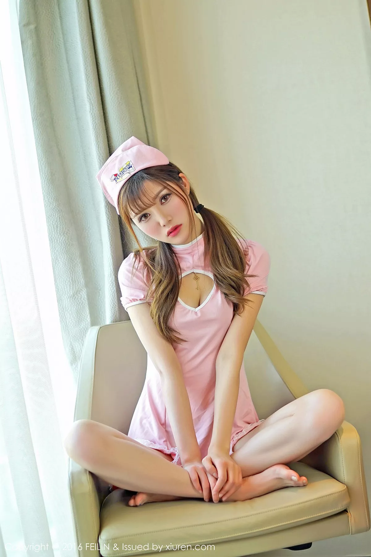 [FeiLin嗲囡囡]第036期奶茶-Emily写真 [46P]-019