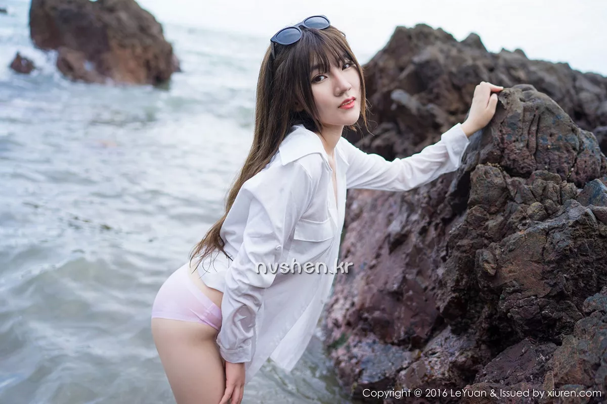 [LeYuan星乐园]第012期冷不丁写真 [52P]-022