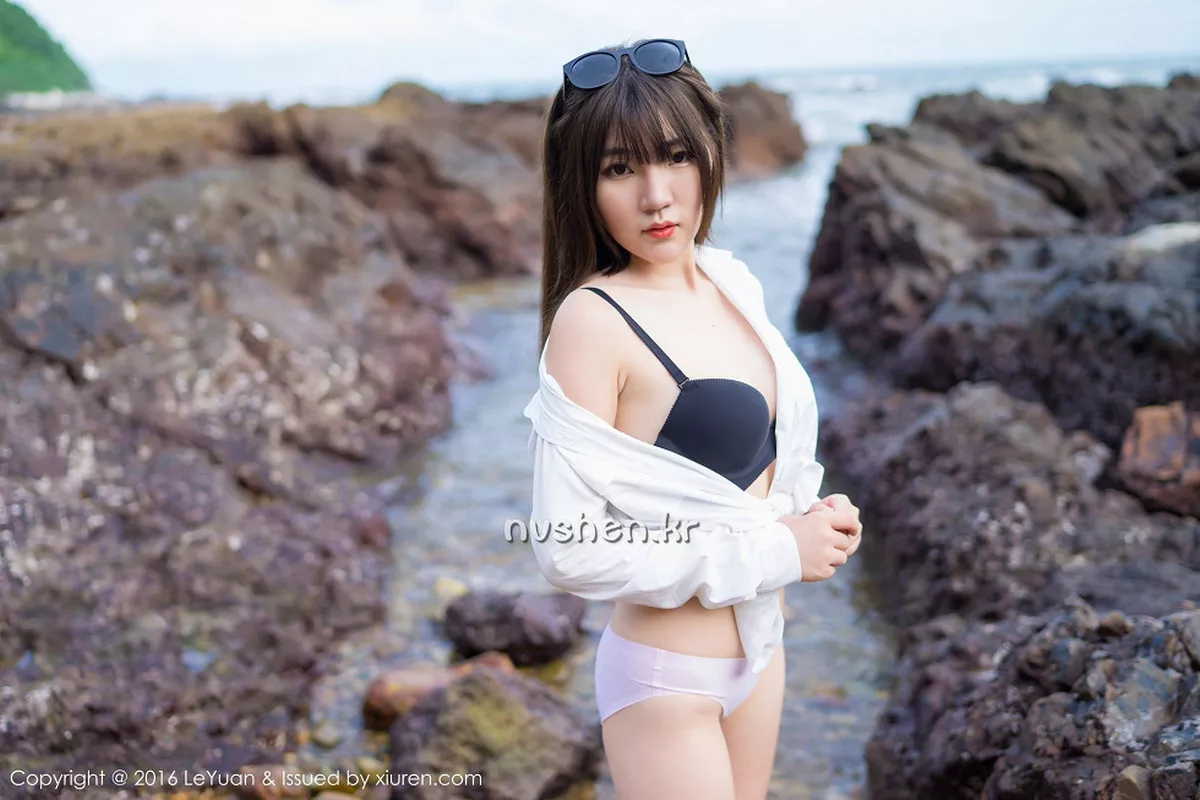 [LeYuan星乐园]第012期冷不丁写真 [52P]-012