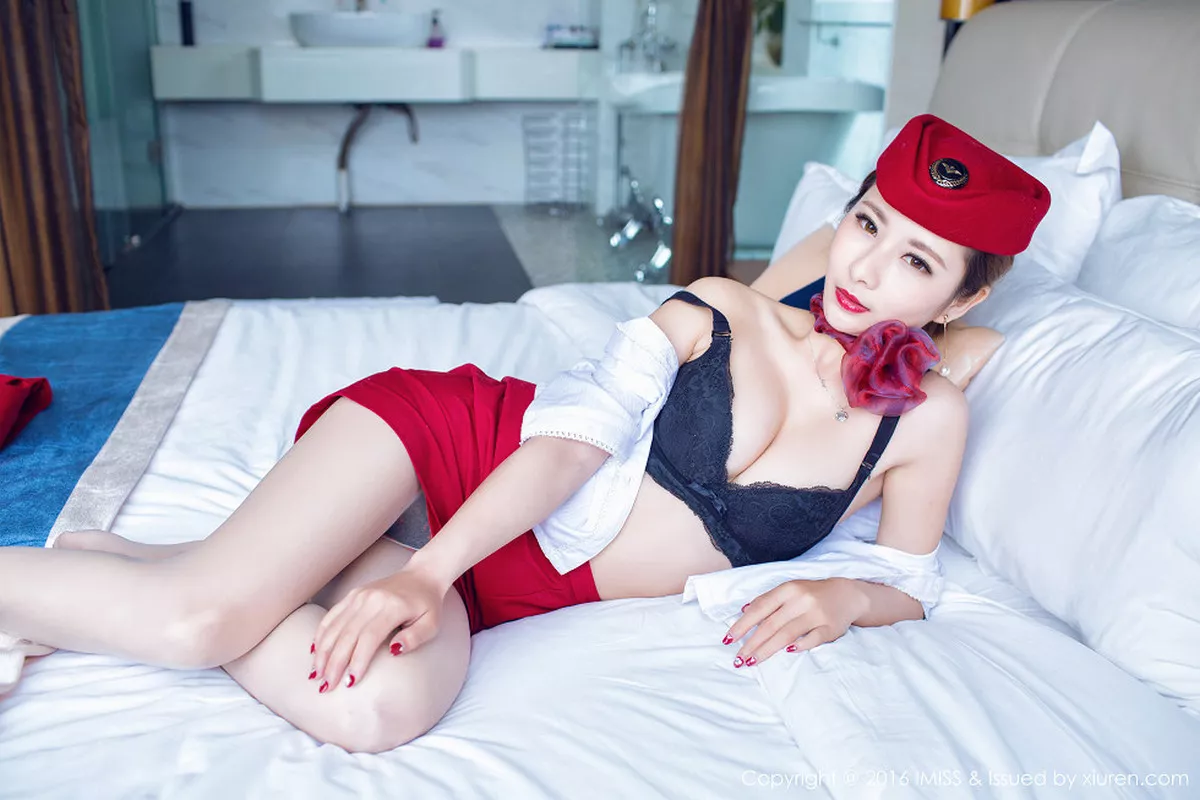 [Imiss爱蜜社]第082期李李七七喜喜写真 [50P]-026
