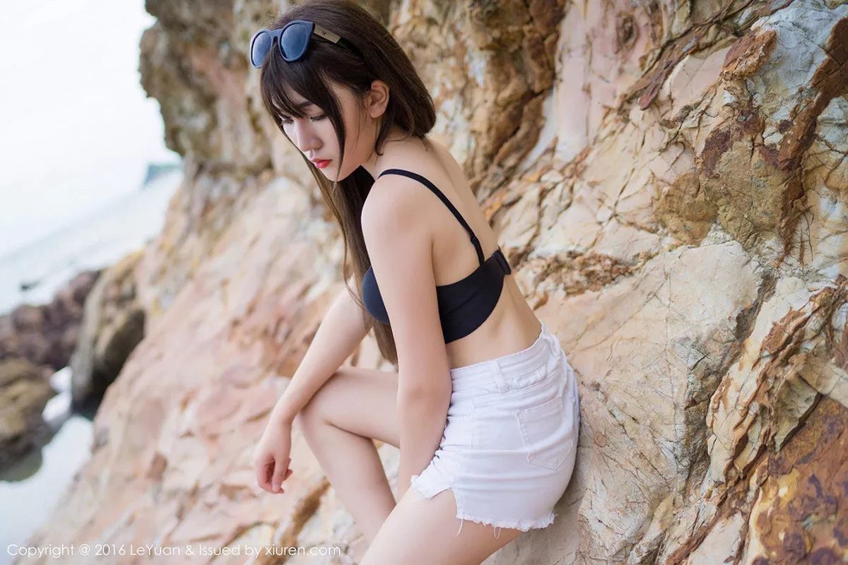 [LeYuan星乐园]第011期冷不丁写真 [54P]-054