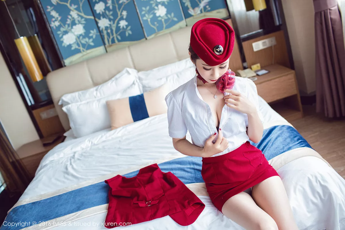 [Imiss爱蜜社]第082期李李七七喜喜写真 [50P]-016