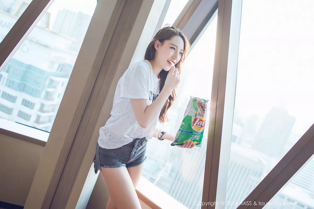 [Imiss爱蜜社]第080期刘奕宁写真 [49P]-048
