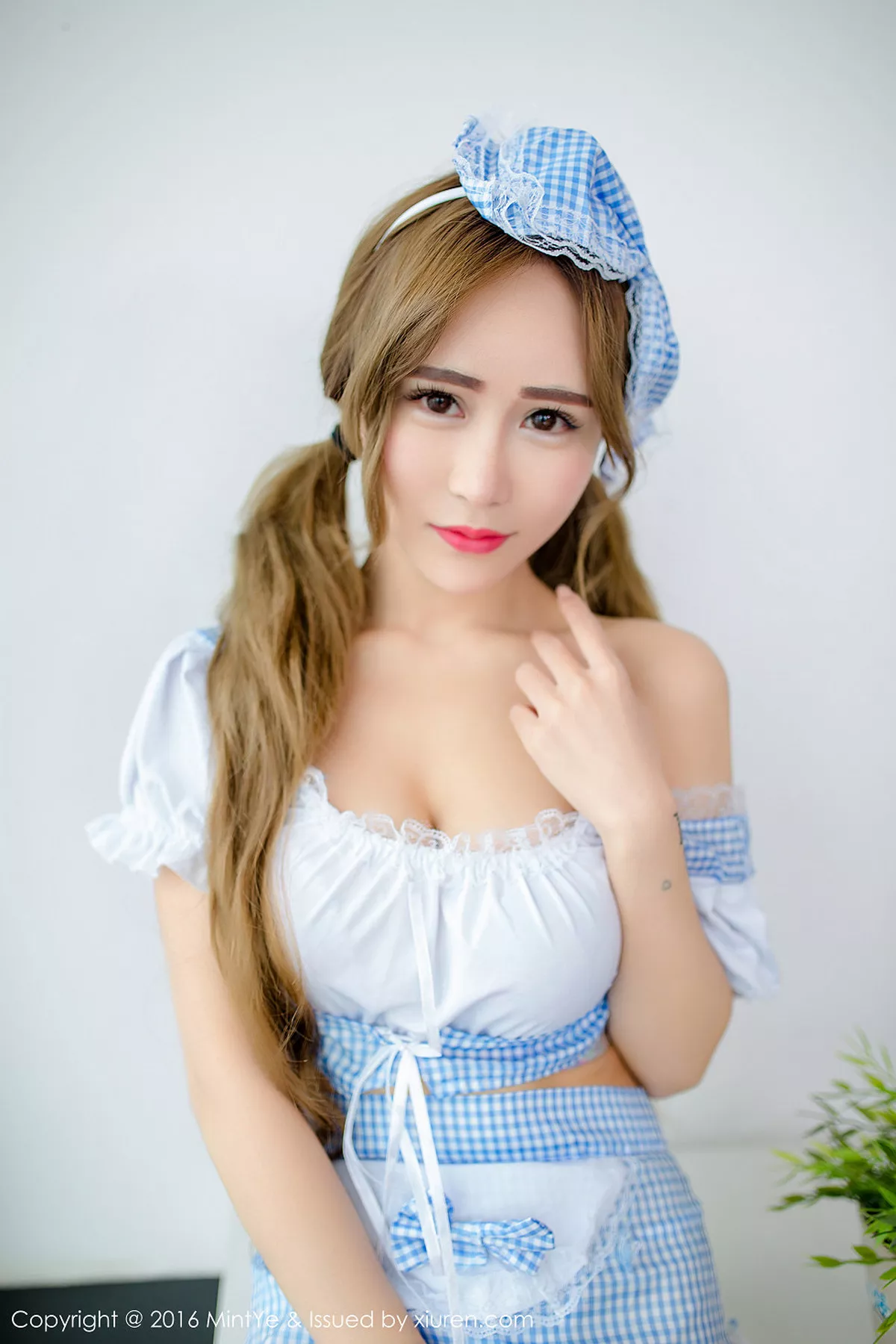 [MintYe薄荷叶]第001期何梦兮写真 [71P]-068