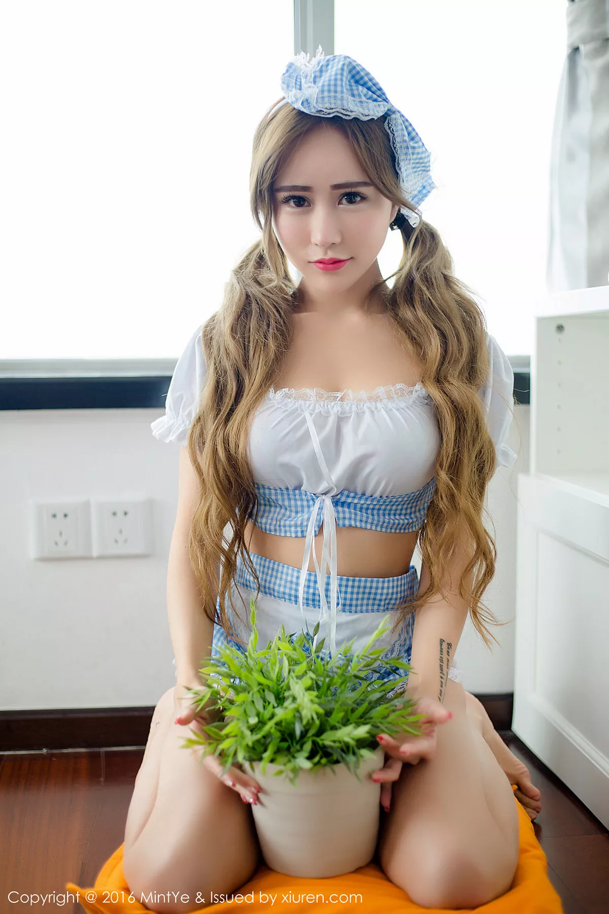 [MintYe薄荷叶]第001期何梦兮写真 [71P]-042