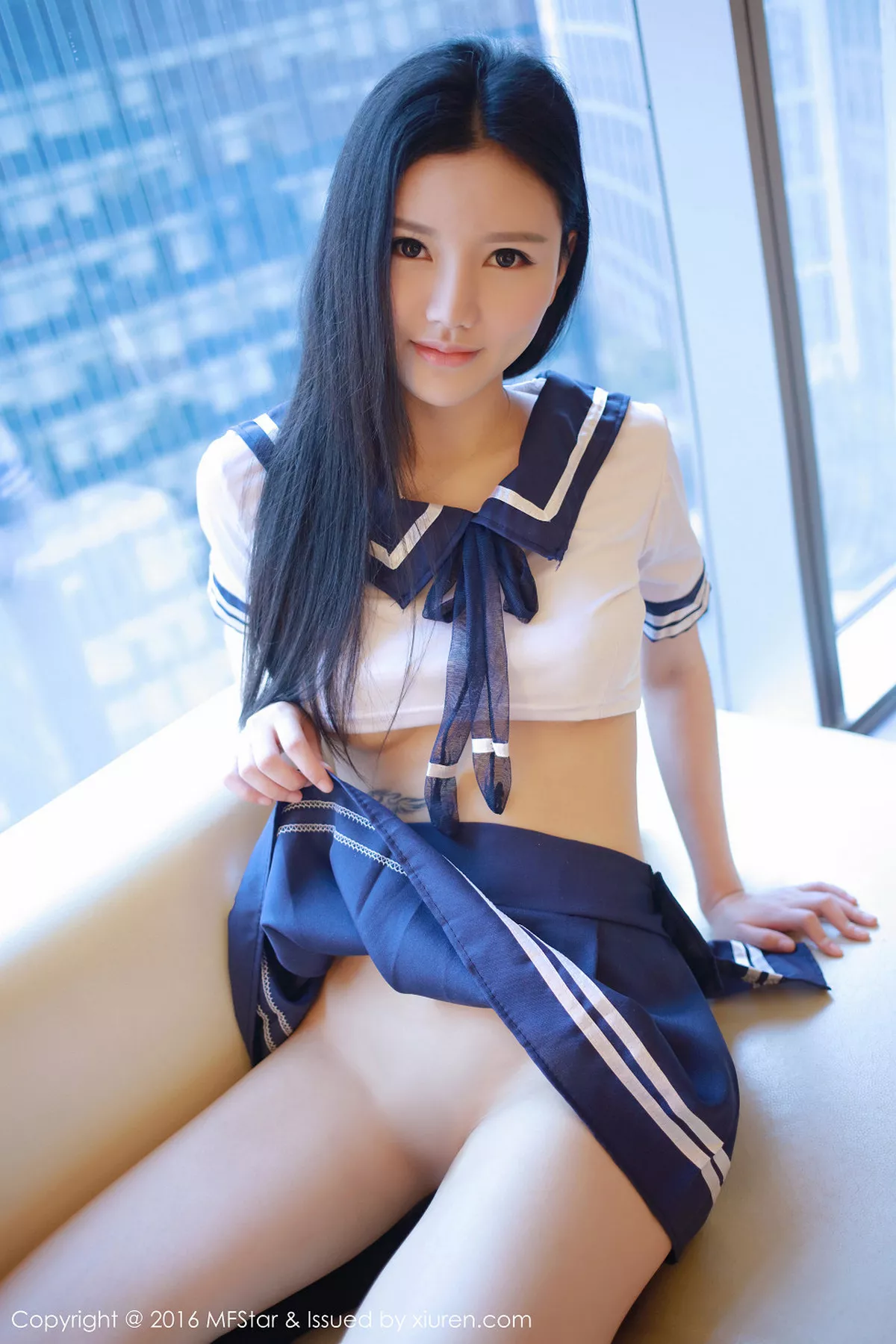 [MFStar模范学院]第081期姗姗就打奥特曼写真 [50P]-028