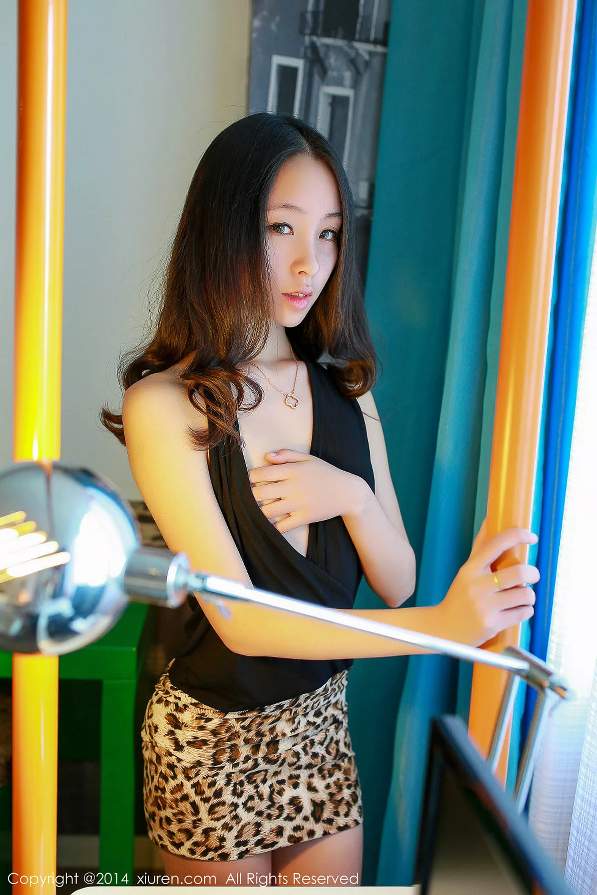 [XiuRen秀人网]第241期梓萱Crystal写真 [52P]-043