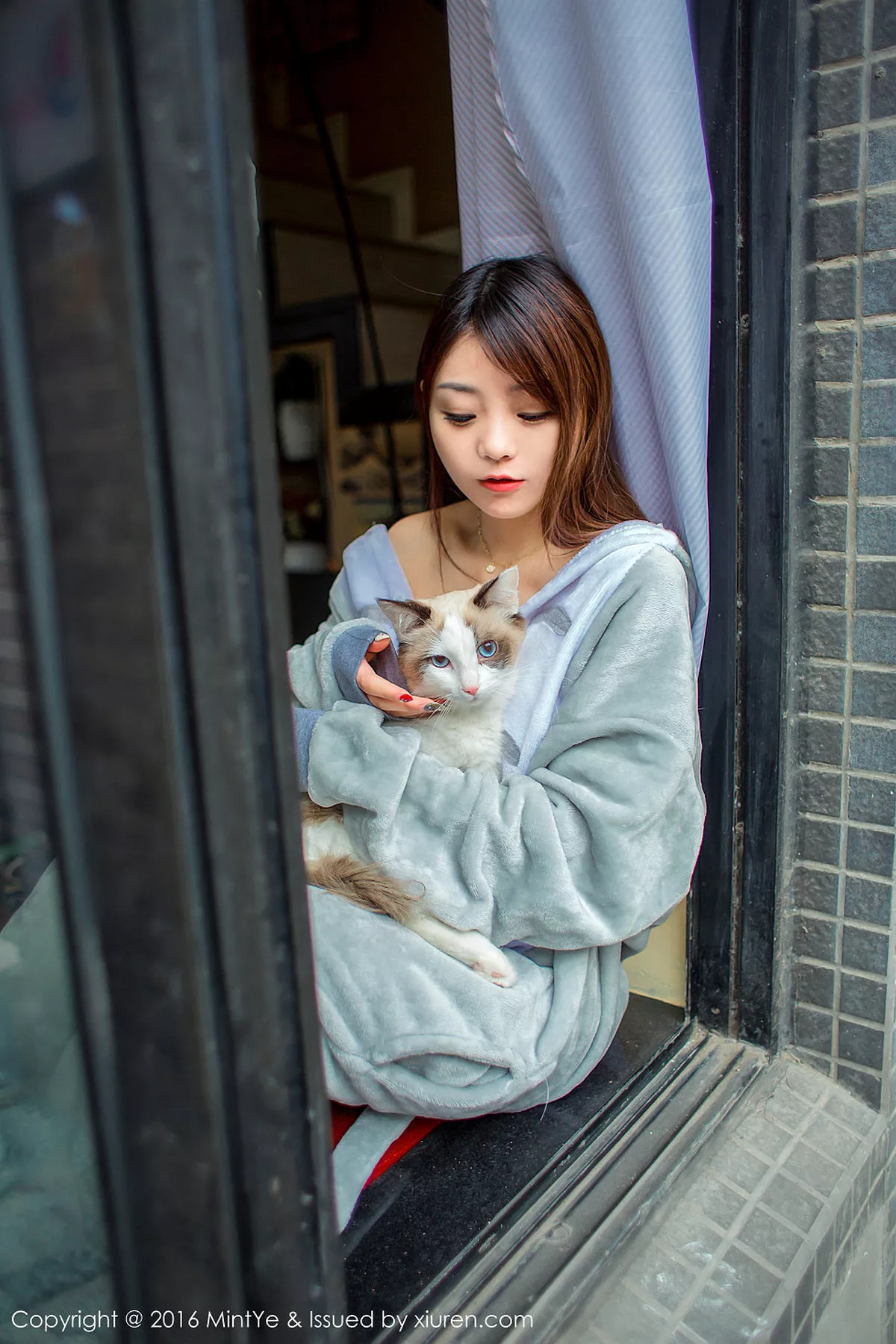 [MintYe薄荷叶]第002期佘贝拉写真 [50P]-024