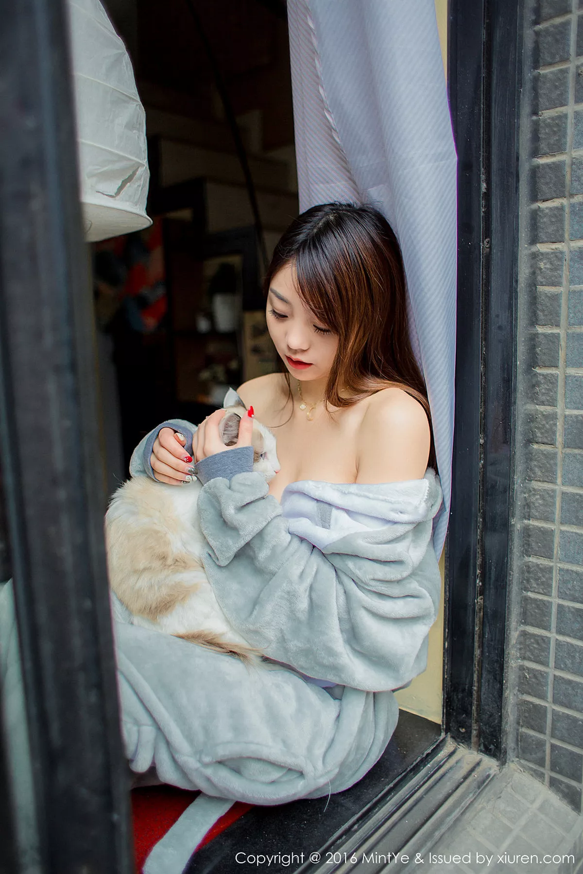[MintYe薄荷叶]第002期佘贝拉写真 [50P]-025