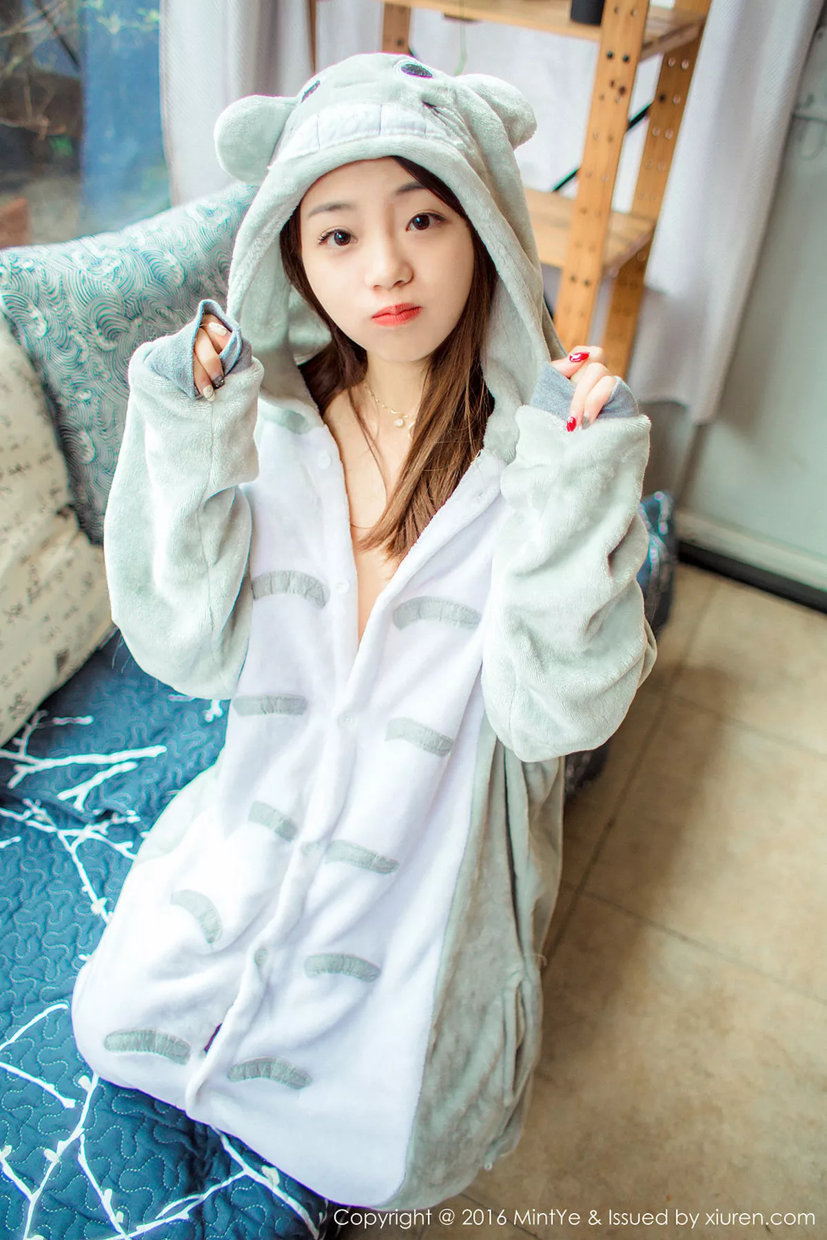 [MintYe薄荷叶]第002期佘贝拉写真 [50P]-046