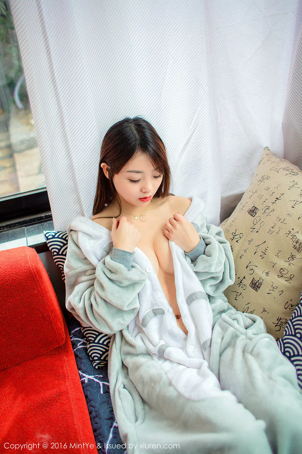 [MintYe薄荷叶]第002期佘贝拉写真 [50P]-030