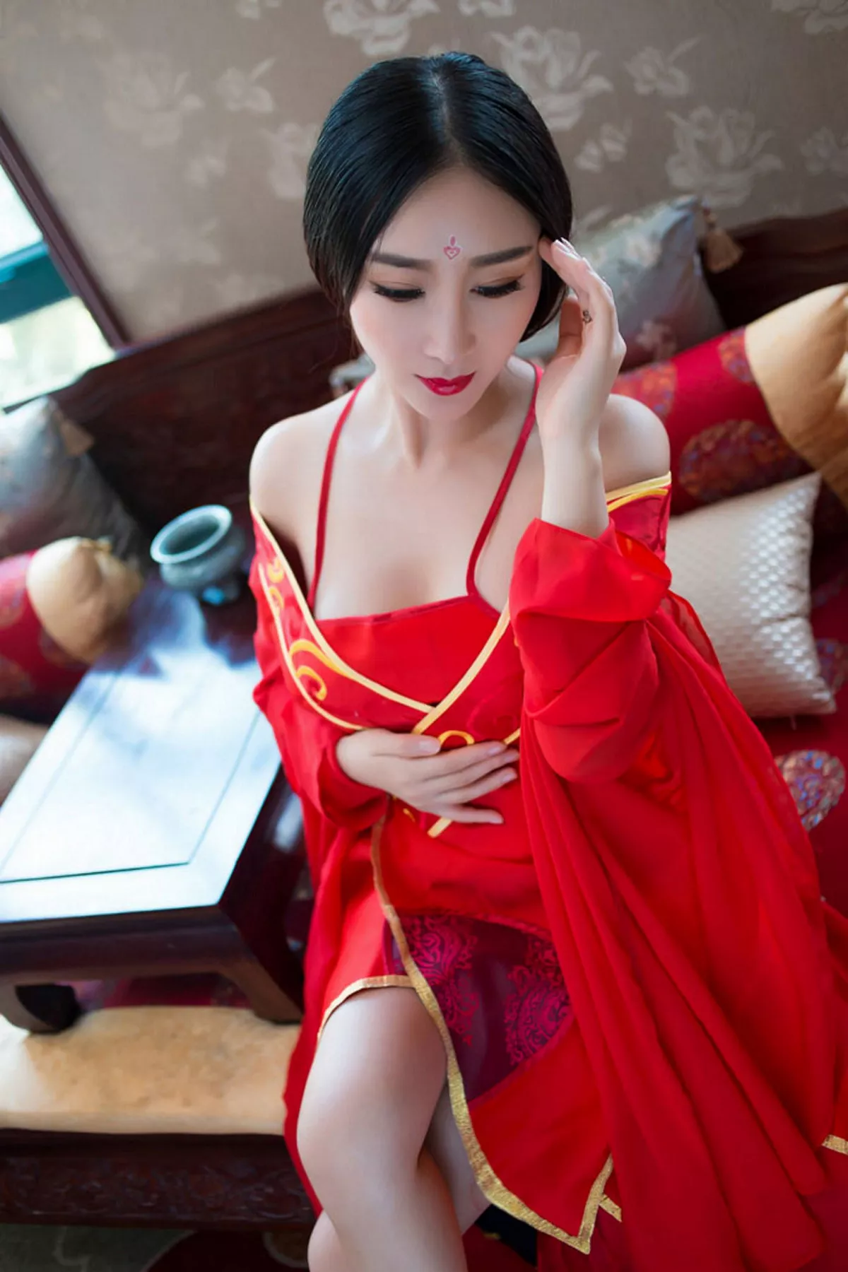[XiuRen秀人网]第382期邹晶晶写真 [57P]-001