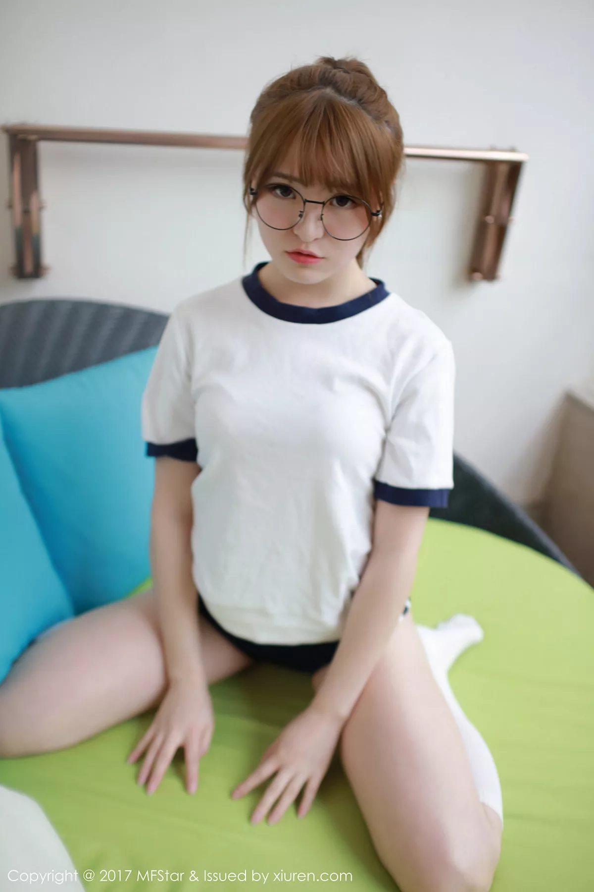 [MFStar模范学院]第090期伊小七写真 [51P]-013