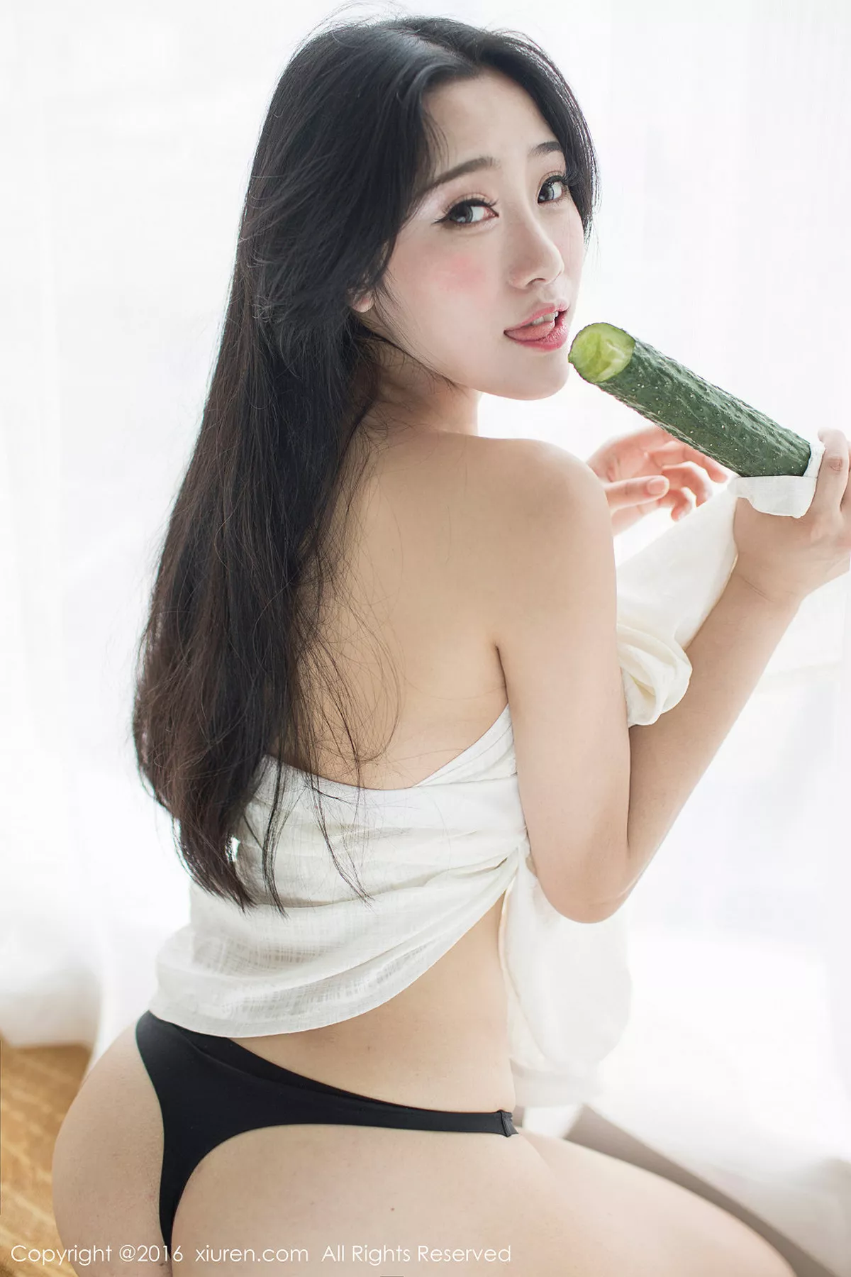 [XiuRen秀人网]第519期兜豆靓写真 [52P]-002