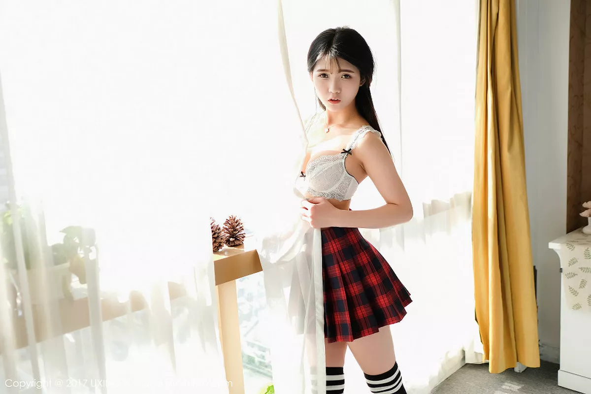 [Uxing优星馆]第046期可爱的小叶子写真 [50P]-035