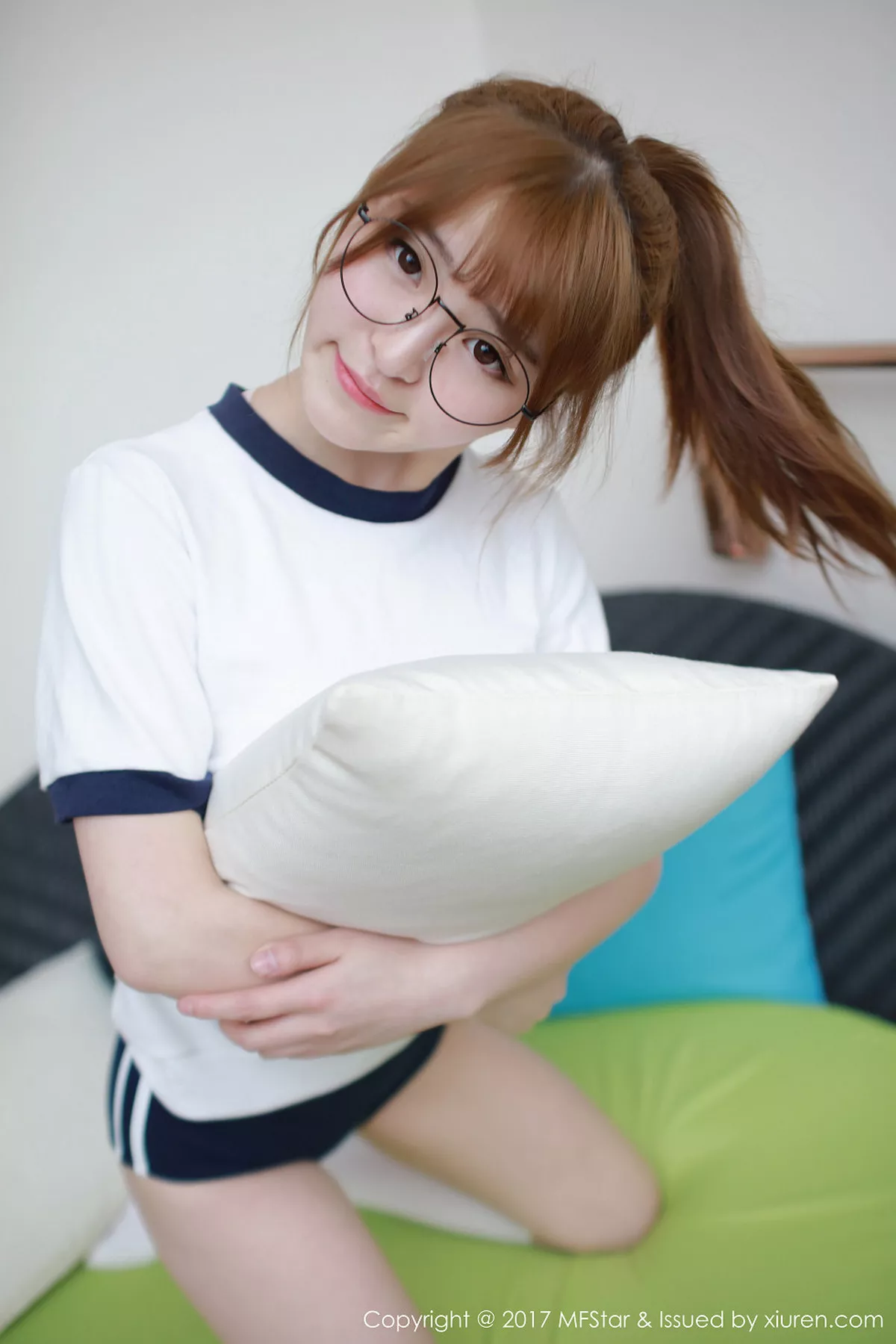 [MFStar模范学院]第090期伊小七写真 [51P]-016