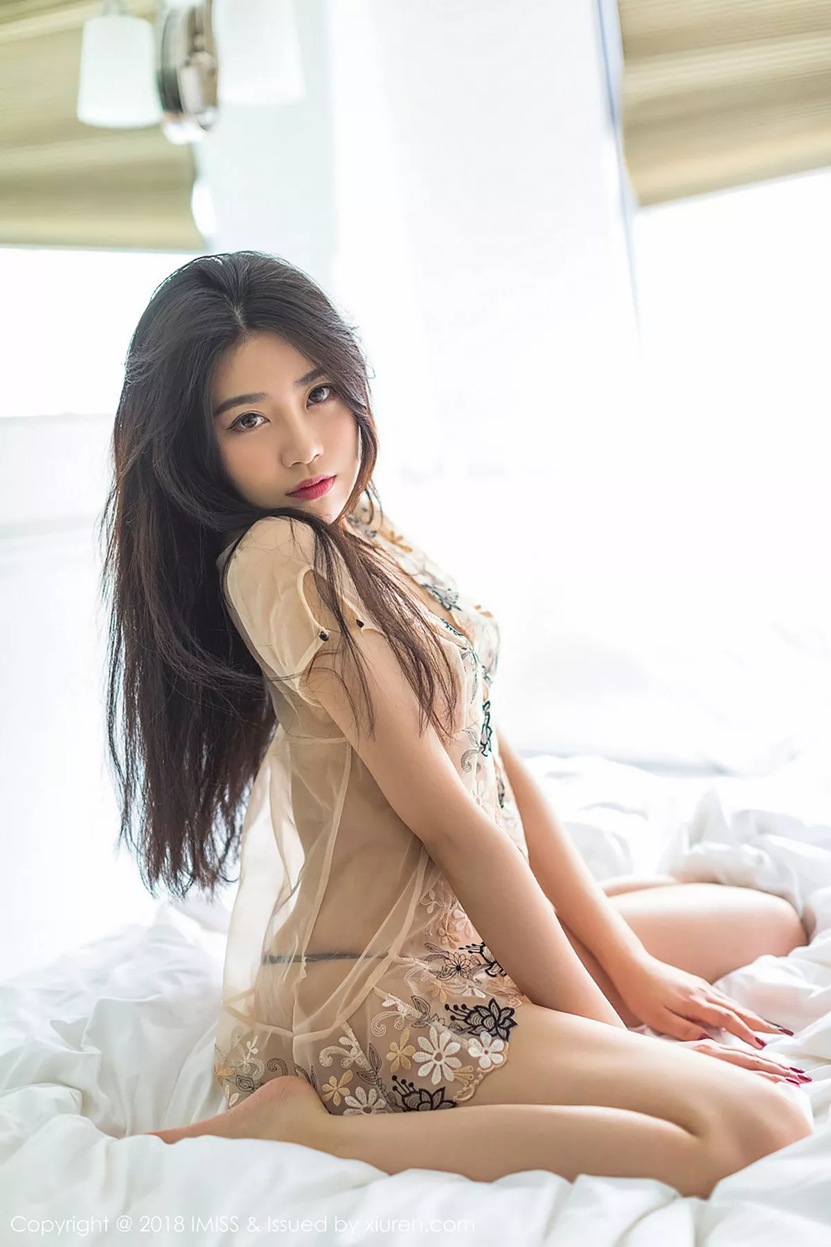 [Imiss爱蜜社]第294期许诺写真 [43P]-015