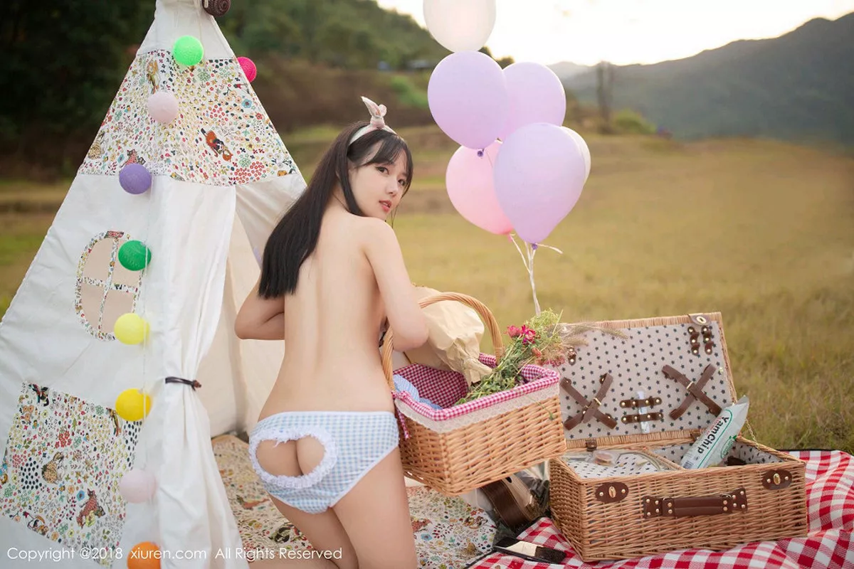 [XiuRen秀人网]第1207期徐微微写真 [80P]-006