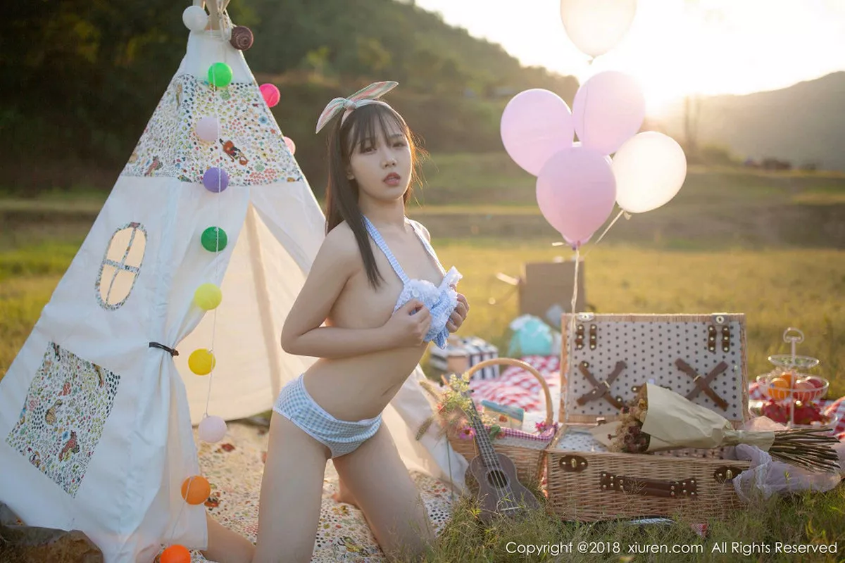 [XiuRen秀人网]第1207期徐微微写真 [80P]-014