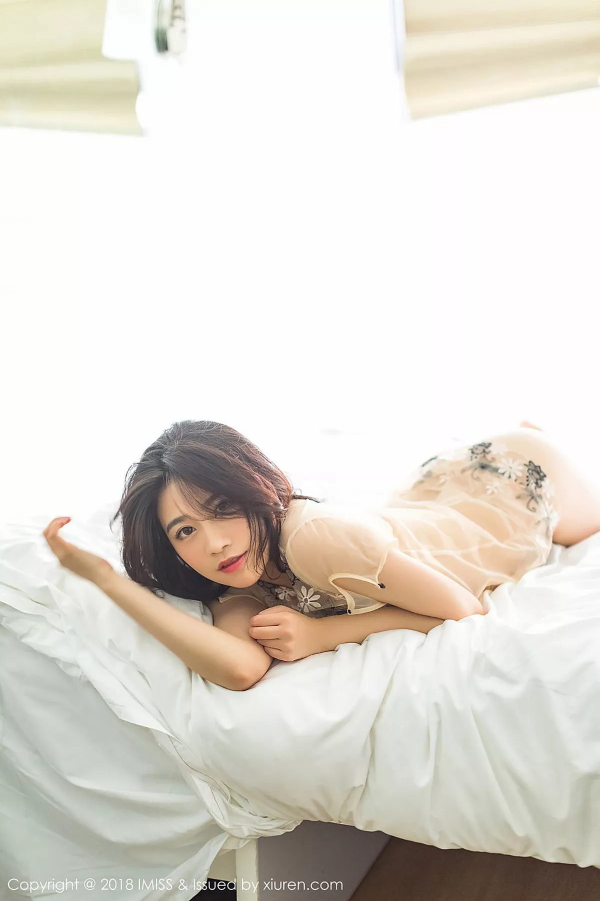 [Imiss爱蜜社]第294期许诺写真 [43P]-021